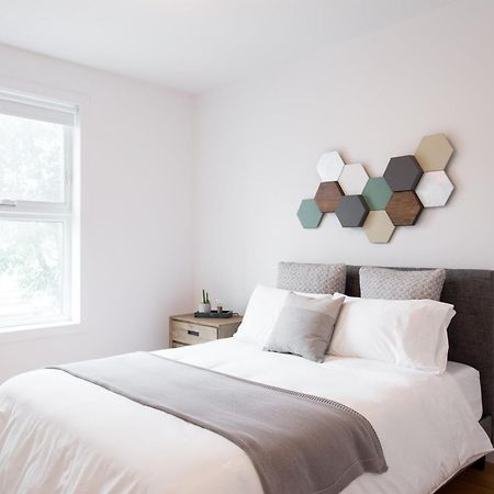 Hip, Stylish Apartment In Little Italy By Den Stays A Montréal Rum bild